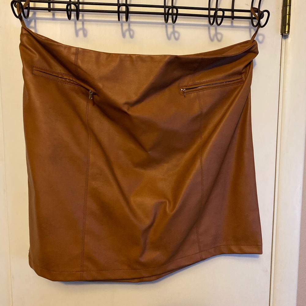 Soft leather skirt